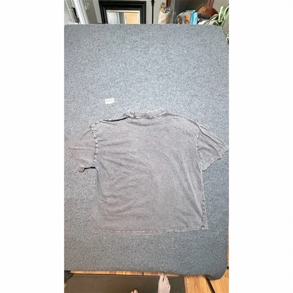 H&M Divided T-Shirt Mens Size L Gray Rolling Stones Tongue USA Flag